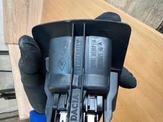 bontott DACIA LOGAN Hátsó középső Ablakemelő Kapcsoló