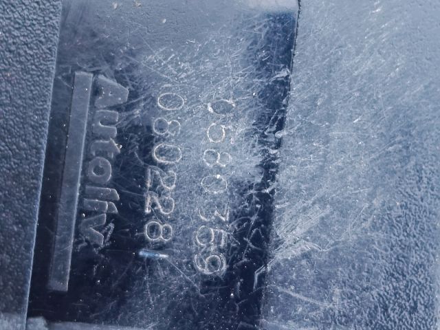 bontott DACIA LOGAN Hátsó középső Biztonsági Öv Csat