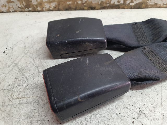 bontott DACIA LOGAN Hátsó középső Biztonsági Öv Csat