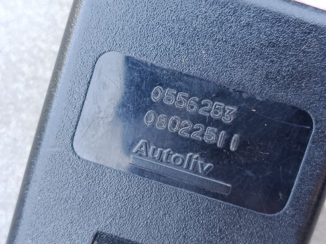 bontott DACIA LOGAN Hátsó középső Biztonsági Öv Csat