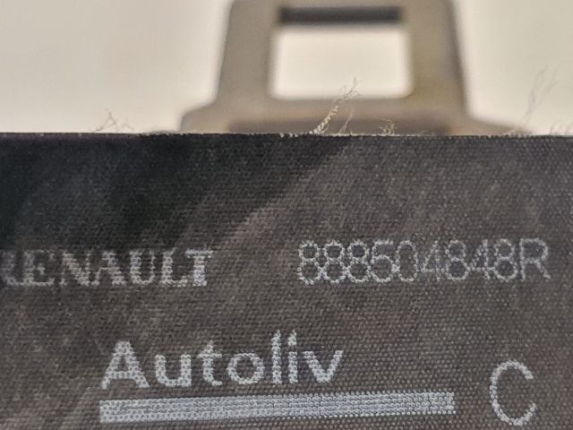 bontott DACIA LOGAN Hátsó középső Biztonsági Öv