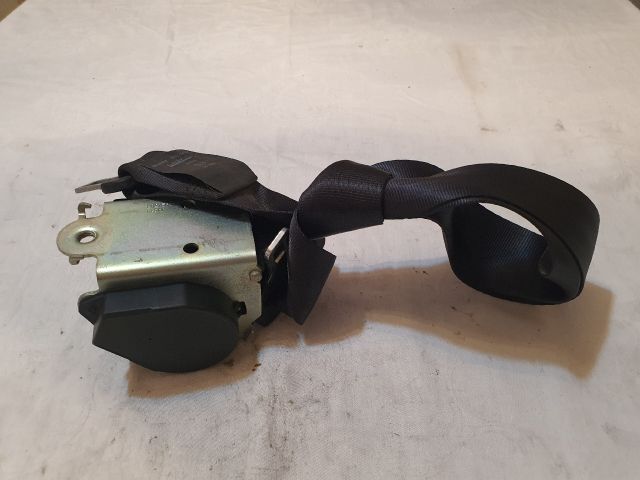 bontott DACIA LOGAN Hátsó középső Biztonsági Öv