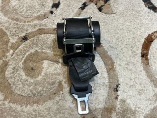 bontott DACIA LOGAN Hátsó középső Biztonsági Öv