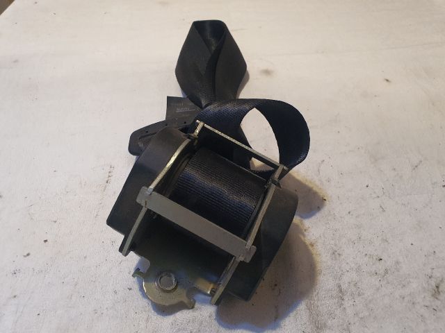 bontott DACIA LOGAN Hátsó középső Biztonsági Öv