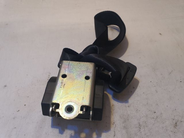 bontott DACIA LOGAN Hátsó középső Biztonsági Öv