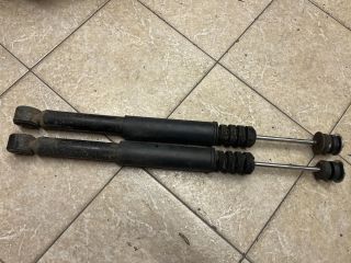 bontott DACIA LOGAN Hátsó Lengéscsillapító Pár