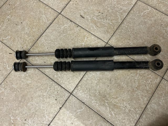 bontott DACIA LOGAN Hátsó Lengéscsillapító Pár