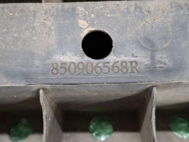 bontott DACIA LOGAN Hátsó Lökhárító Merevítő (Fém)