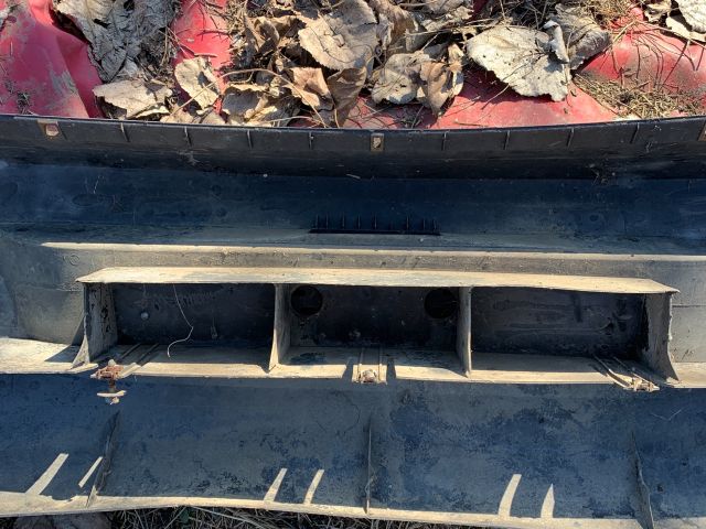 bontott DACIA LOGAN Hátsó Lökhárító (Részeivel)