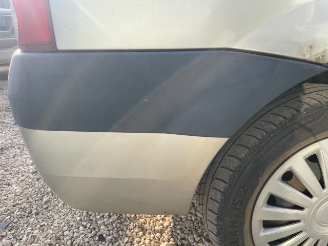 bontott DACIA LOGAN Hátsó Lökhárító (Részeivel)