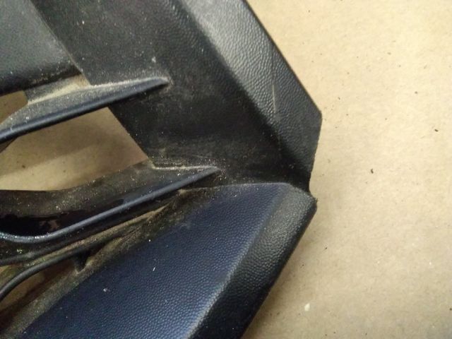 bontott DACIA LOGAN Hűtőrács