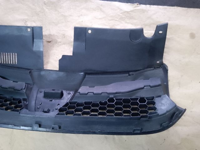 bontott DACIA LOGAN Hűtőrács