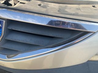 bontott DACIA LOGAN Hűtőrács