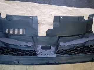 bontott DACIA LOGAN Hűtőrács