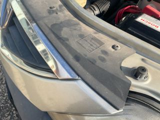 bontott DACIA LOGAN Hűtőrács