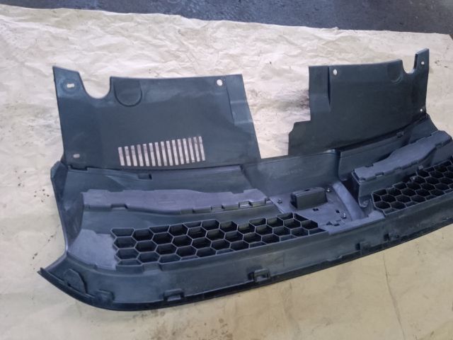 bontott DACIA LOGAN Hűtőrács