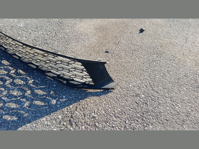 bontott DACIA LOGAN Hűtőrács