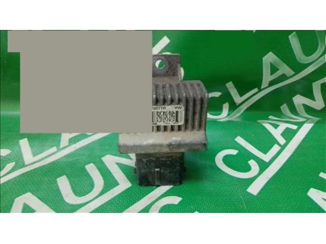 bontott DACIA LOGAN Izzító Relé
