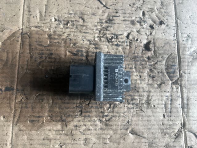 bontott DACIA LOGAN Izzító Relé