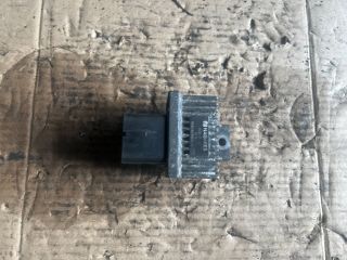 bontott DACIA LOGAN Izzító Relé