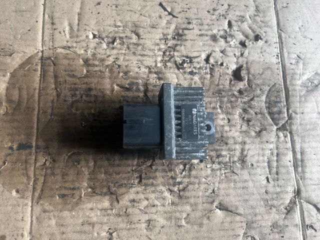 bontott DACIA LOGAN Izzító Relé