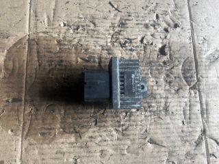 bontott DACIA LOGAN Izzító Relé