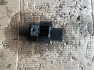 bontott DACIA LOGAN Izzító Relé