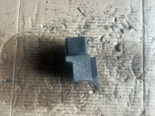 bontott DACIA LOGAN Izzító Relé