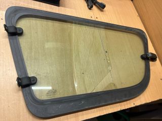 bontott DACIA LOGAN Jobb C Oszlop Oldalablak Üveg