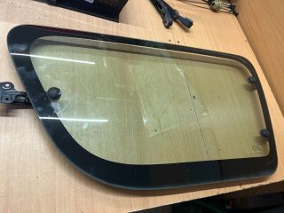 bontott DACIA LOGAN Jobb C Oszlop Oldalablak Üveg