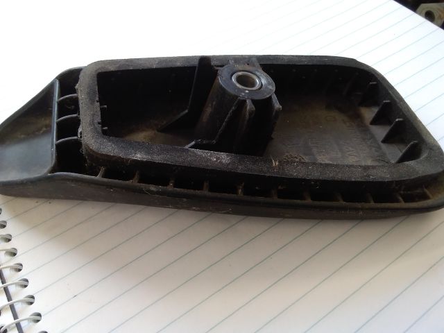 bontott DACIA LOGAN Jobb Csomagtérajtó Ajtóhatároló