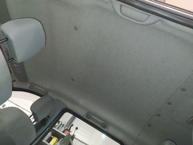 bontott DACIA LOGAN Jobb Csomagtérajtó Ajtóhatároló