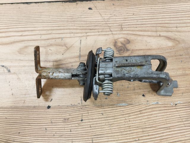 bontott DACIA LOGAN Jobb Csomagtérajtó Ajtóhatároló