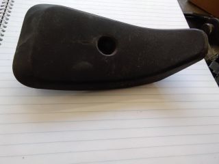 bontott DACIA LOGAN Jobb Csomagtérajtó Ajtóhatároló