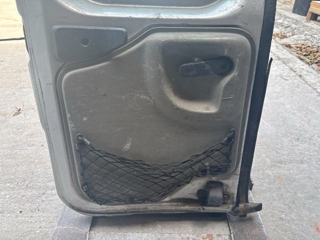 bontott DACIA LOGAN Jobb Csomagtérajtó (Részeivel)