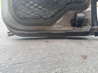 bontott DACIA LOGAN Jobb Csomagtérajtó (Részeivel)