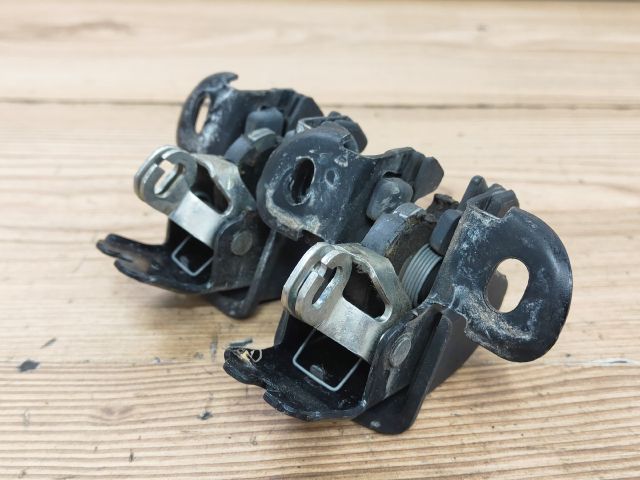 bontott DACIA LOGAN Jobb Csomagtérajtó Zárszerkezet