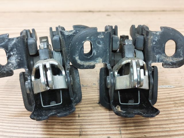 bontott DACIA LOGAN Jobb Csomagtérajtó Zárszerkezet