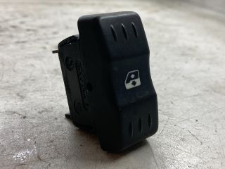 bontott DACIA LOGAN Jobb első Ablakemelő Kapcsoló