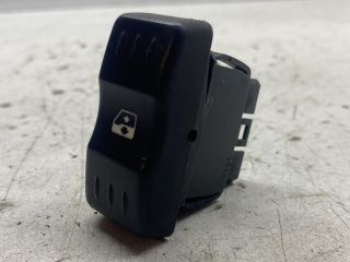 bontott DACIA LOGAN Jobb első Ablakemelő Kapcsoló