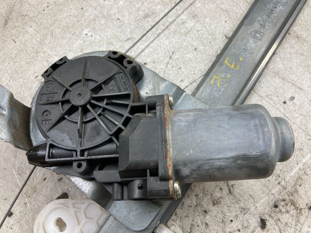 bontott DACIA LOGAN Jobb első Ablakemelő Szerkezet (Elektromos)