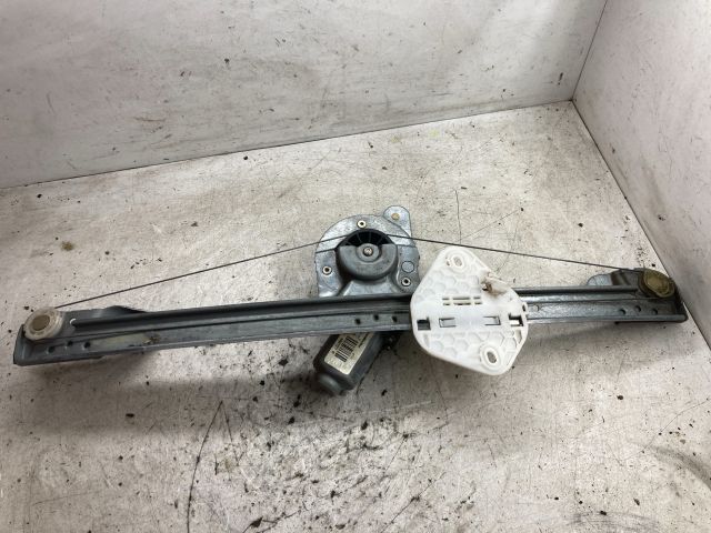 bontott DACIA LOGAN Jobb első Ablakemelő Szerkezet (Elektromos)