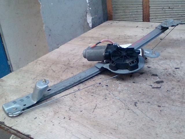 bontott DACIA LOGAN Jobb első Ablakemelő Szerkezet (Elektromos)