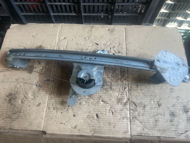 bontott DACIA LOGAN Jobb első Ablakemelő Szerkezet (Elektromos)