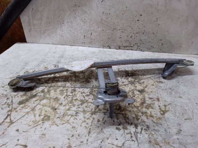 bontott DACIA LOGAN Jobb első Ablakemelő Szerkezet (Mechanikus)