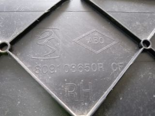 bontott DACIA LOGAN Jobb első Ajtó Kárpit