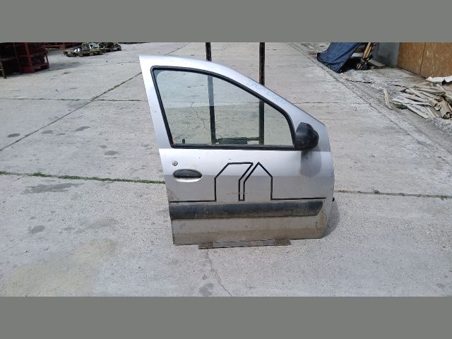 bontott DACIA LOGAN Jobb első Ajtó (Részeivel)