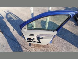 bontott DACIA LOGAN Jobb első Ajtó (Részeivel)