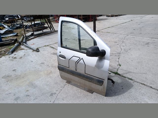 bontott DACIA LOGAN Jobb első Ajtó (Részeivel)