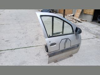 bontott DACIA LOGAN Jobb első Ajtó (Részeivel)